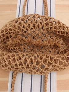 Sac fourre-tout fait main en corde de coton avec design en maille bohème pour la plage