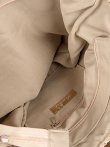 Vue intérieure du sac en corde de papier avec doublure en tissu et poche zippée