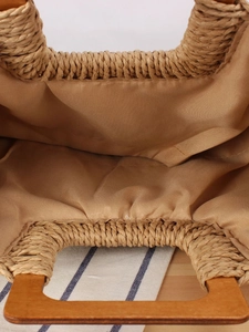 Sac de plage minimaliste tissé main en corde de papier avec poignée en bois pour l'été