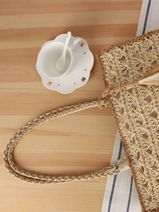 Sac à bandoulière vintage en crochet fait main avec motif losange et glands
