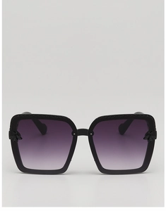 Detail of child oversized square sunglasses with metal bee emblem and purple gradient lenses