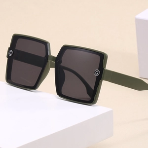 Vintage Square Frame Sunglasses For Women PC UV400 Protection Retro Fashion Sun Glasses Matte Frame Outdoor Travel