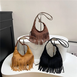 Sac Bandoulière Femme Daim Franges Rétro Bohème Sac À Épaule Gland Sac Hobo Messenger Couleur Unie Mode