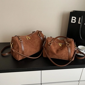 Sac Boston Vintage En Daim Et Cuir Dépoli Grande Capacité Sac À Épaule Bandoulière Pour Femme Mode Navetteur