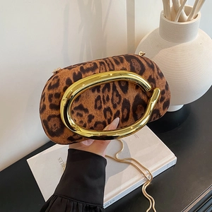Sac bandoulière imprimé léopard avec grande poignée ronde dorée et fine bandoulière