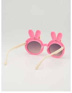 Details von rosa Kinder-Sonnenbrille mit Hasenohren und runden Gläsern
