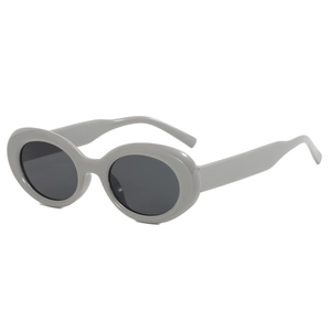 Retro oval sunglasses for women with wide frames and black lenses in dark grey finish