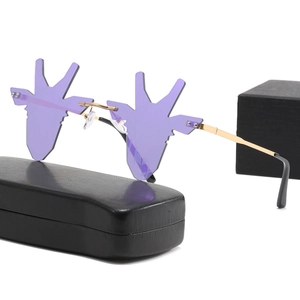 Lunettes de soleil sans monture en forme de chèvre avec verres violets et monture dorée