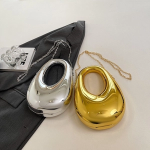 Chic Acryl Handtasche in Tropfenform mit Metallkette in Gold- und Silberoptik