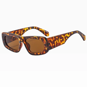 Chic tortoiseshell oversized sunglasses with brown lenses shown from a 45-degree angle