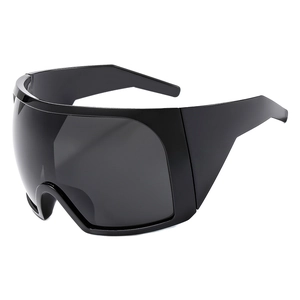 Oversized Shield Sunglasses PC Futuristic UV400 Protection Outdoor Party Streetwear Fashion For Men Women