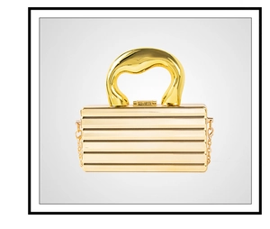 Luxurious gold metal handbag with horizontal ribbing texture and artistic metal handle