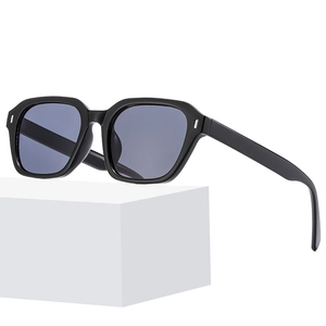 Lunettes de Soleil Rétro Carrées Monture PC Verres AC Protection UV400 Accessoires de Mode pour Hommes Femmes Extérieur Quotidien