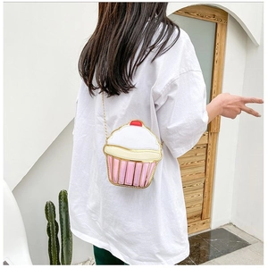 Creative cupcake shaped chain crossbody bag with colorful design for girls