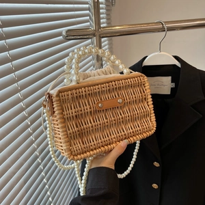 Elegant Straw Woven Handbag With Large Artificial Pearl Handle And Crossbody Strap Rectangular Box Beach Vacation Bag For Women Summer