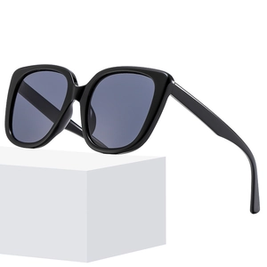 Square Oversized Sunglasses For Women UV400 Protection PC Frame AC Lens Fashion Retro Trendy Outdoor Eyewear