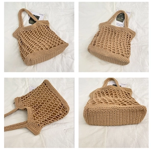 Dettagli della trama in corda di cotone intrecciata e fodera interna della borsa tote