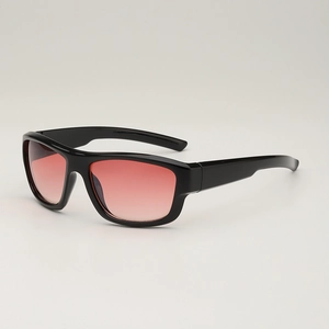 Lunettes de soleil sport pour enfants avec monture noire et verres dégradés rouges
