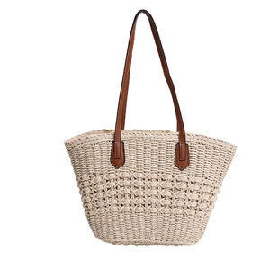 Grand sac panier d'été en paille avec anses marron foncé et motif de tissage