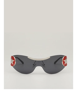 Y2K pilot sunglasses detail with silver pentagram stars and red side badges