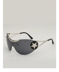 Side view of silver Y2K pilot sunglasses featuring large star metal decorations
