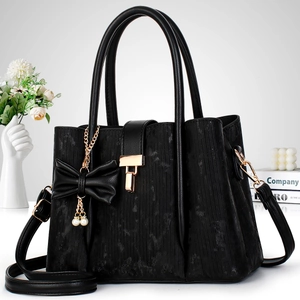 Mode Femmes Sac À Main Cuir PU Rayures Verticales Sac À Épaule Avec Nœud Künstliche Perle Pendentif Élégant Sac Bandoulière