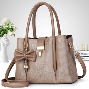 Sac à main kaki rayé avec pendentif nœud en perles et bandoulière amovible élégant