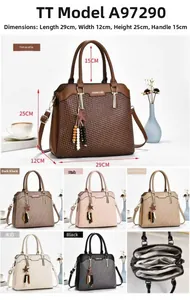 Detailed view of the large capacity crossbody handbag with its internal compartments