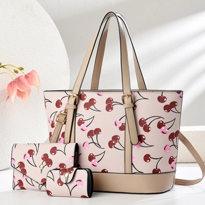 Dreiteiliges Damen-Tote-Set mit Kirschdruck in hellem Beige aus strukturiertem Leder