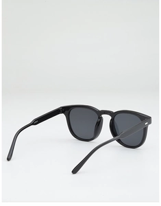 Detail view of CY5819 black square sunglasses frame showing inner temple hinge structure