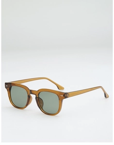 Classic square frame tortoiseshell sunglasses with dark green lenses and metal rivets