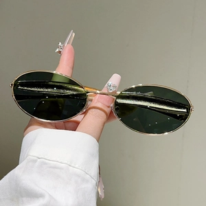Lunettes De Soleil Ovales Rétro Monture En Métal Protection UV400 Mode Style Ins Femmes Hommes Extérieur Voyage