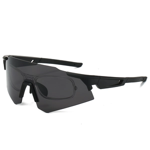 Lunettes de soleil sport futuristes en PC noir avec monture optique pour cyclisme
