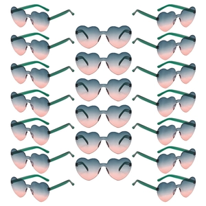 Lot de 24 lunettes de soleil cœur sans monture avec verres dégradés vert et rose