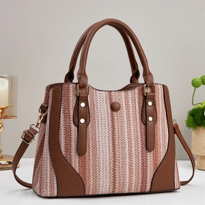 Sac bandoulière tissé tendance à rayures marron et beige avec poignées en cuir