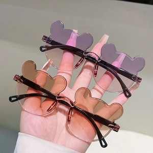 Lunettes de soleil enfant oreilles d'ours avec verres dégradés violet et marron sans monture