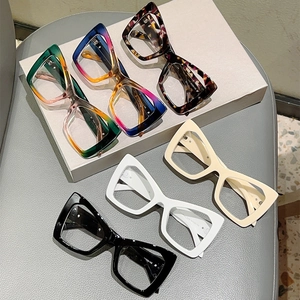 Fashionable oversized cat eye glasses frames in multiple gradient colors and tortoise shell