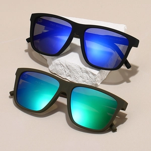 Square matte frames with polarized lenses on white marble base for sun protection