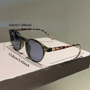 Detailed size chart for retro dark green sunglasses with tortoiseshell pattern temples