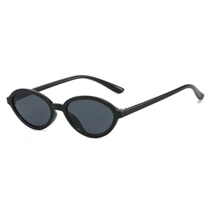 Lunettes de soleil ovales rétro noires avec monture en résine polie et verres sombres