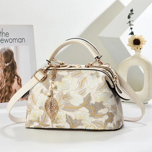 New Chinese style handbag with flower embroidery and elegant gold metal handle