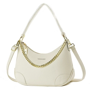 Sac hobo en cuir grainé blanc avec chaîne dorée et bandoulière réglable