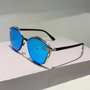 Fashion Cat Eye Sunglasses Metal Plastic Frame UV400 Protection Trendy Colorful Mirror Lenses Outdoor For Women Men