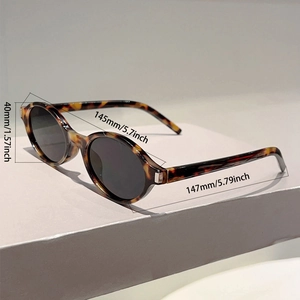 Détails des lunettes de soleil vintage en écaille avec dimensions de monture et branches