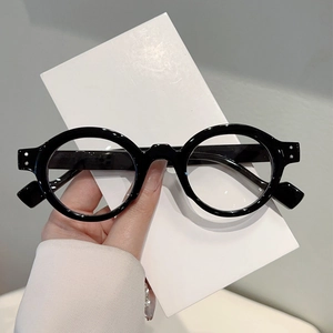Classic round black frame anti-blue light glasses with a retro minimalist polished finish