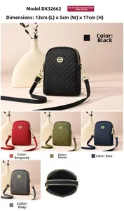 Detailed view of quilted oxford fabric mini crossbody bag with dimensions 13x5x17cm