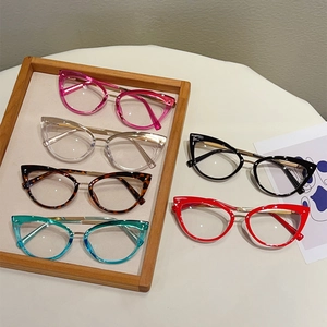 Lunettes anti-lumière bleue œil de chat pour femme avec diverses couleurs de monture