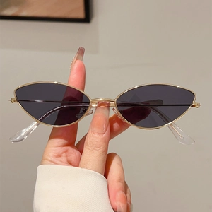 Lunettes De Soleil Oeil De Chat Pour Femmes Monture En Métal Vintage Mode Protection UV400 Rétro Streetwear Tendance