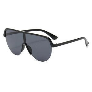 Lunettes de soleil Y2K sportives enveloppantes à verre plat monolithique noir