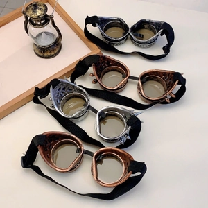 Retro steampunk goggles with metallic finish and adjustable elastic strap for cosplay gear
